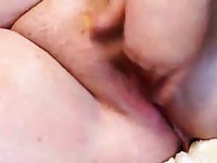 Fat ass babe rubbing